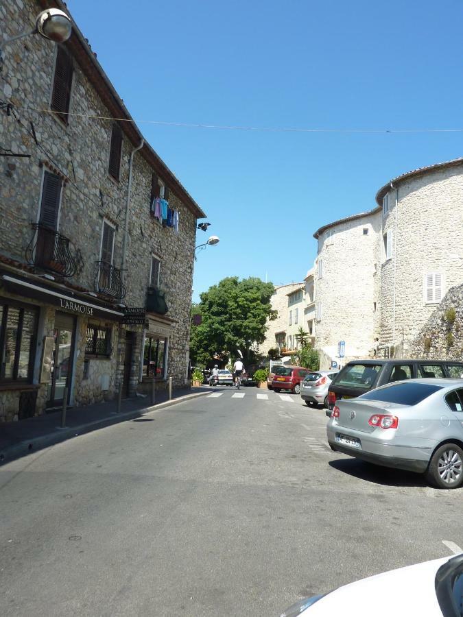 6 Rue De La Tourraque Lägenhet Antibes Exteriör bild